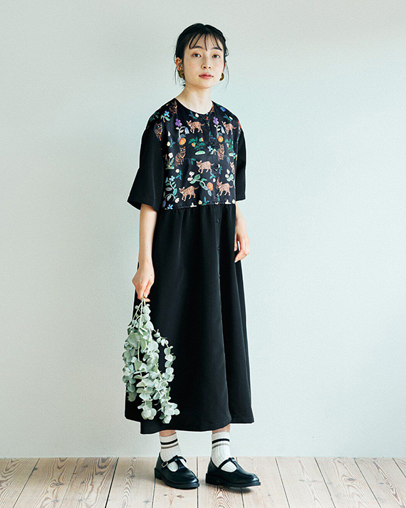 ワンピース,ワンピ,黒ワンピ,お出かけ,松尾ミユキ,猫,ねこ,ネコ,可愛い,かわいい,大人